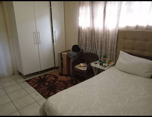 1 BEDROOM APARTMENT TO LET IN COSMO CITY